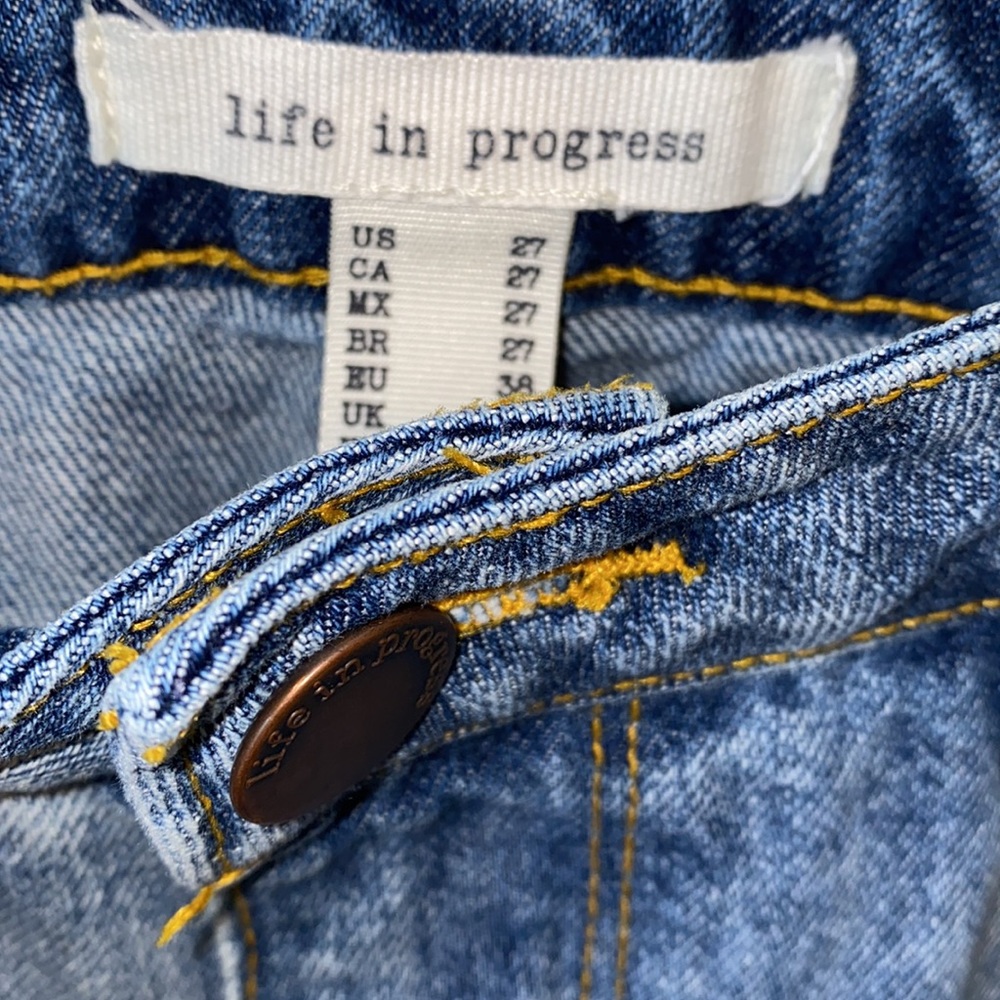 Life In Progress Jeans - Picture 4 of 12